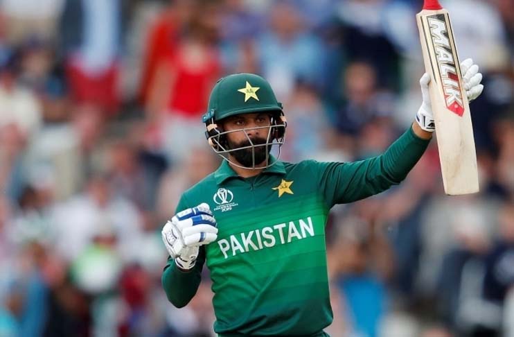 Robbers take away cash worth millions from Muhammad Hafeez's house
