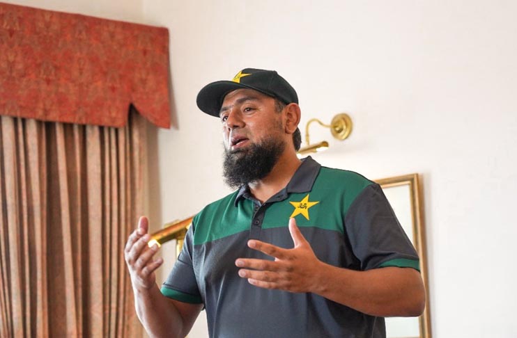 PCB to appoint foreign head coach after Mushtaq's contract ends