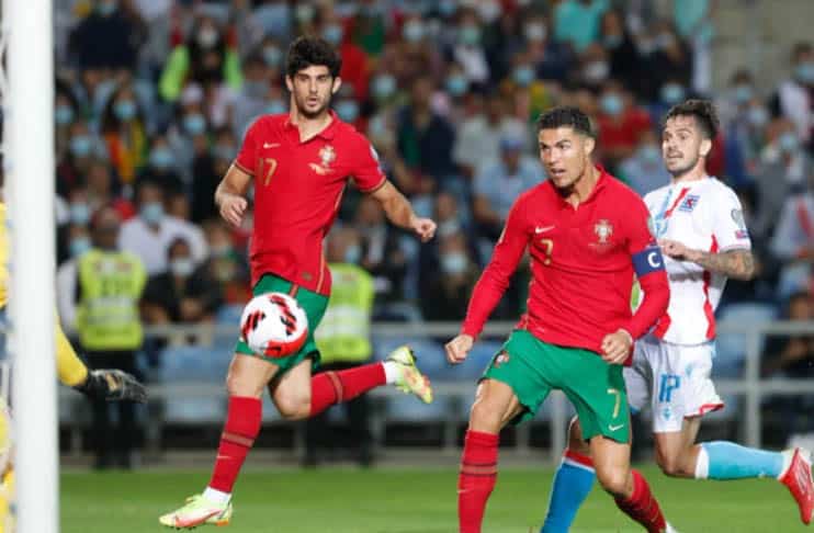 Ronaldo nets hat-trick as Portugal rout Luxembourg