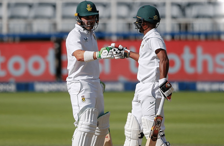 Batters put South Africa on the verge of a resounding victory