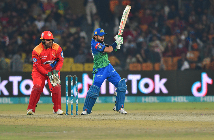 Rizwan stands out for Sultans as they beat United by six wickets