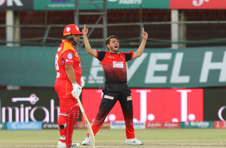 Zaman defends 12 off last over to hand Qalandars second position on points table