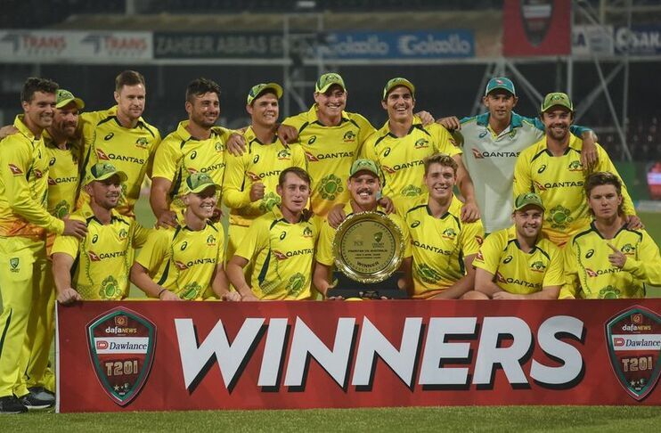 Ellis, Finch star as Australia beat Pakistan by three wickets in one-off T20I