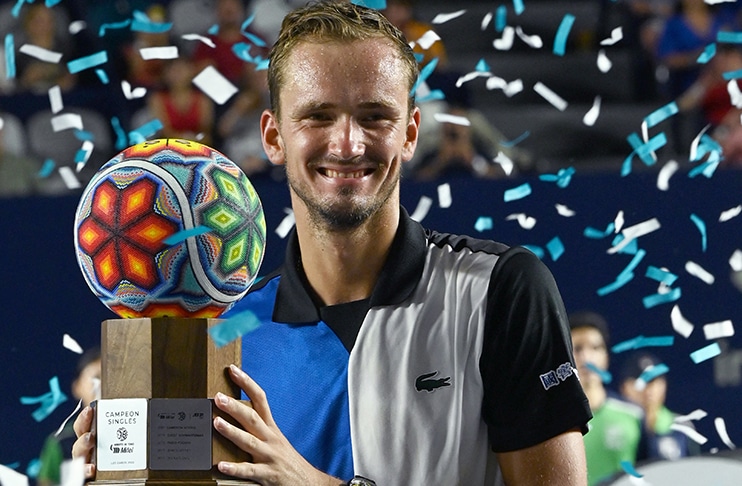 Top-ranked Medvedev downs Norrie to end ATP title drought in Los Cabos