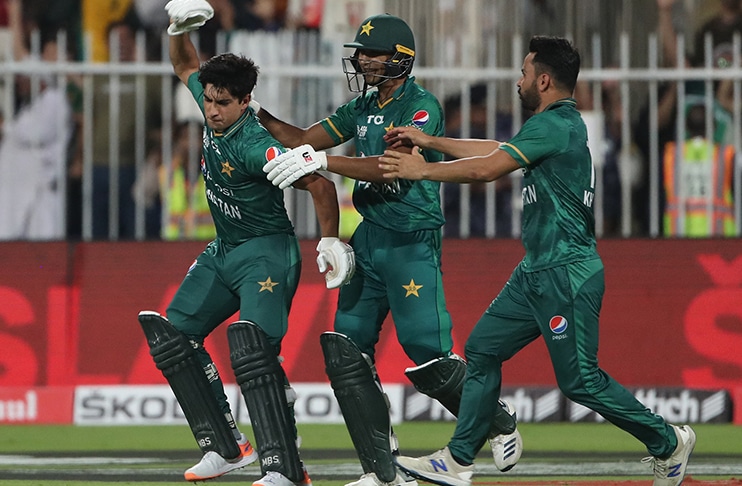 Naseem shines with two vital sixes as Pakistan sink Afghanistan