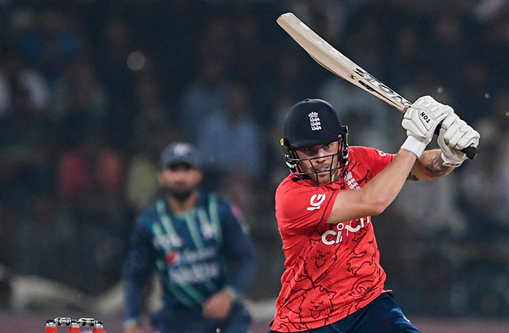 Salt goes berserk as England thrash Pakistan to level T20I series