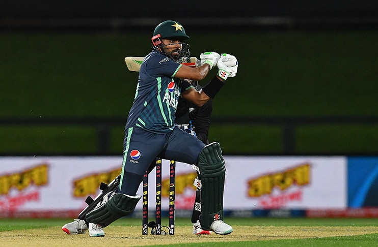 Babar leads Pakistan to thrash New Zealand in T20 Tri-series