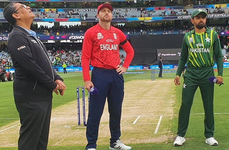 England win toss and elect to bowl first against Pakistan in T20 WC Final