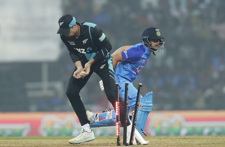 Curator sacked for 'shocker' pitch in India-New Zealand second T20I
