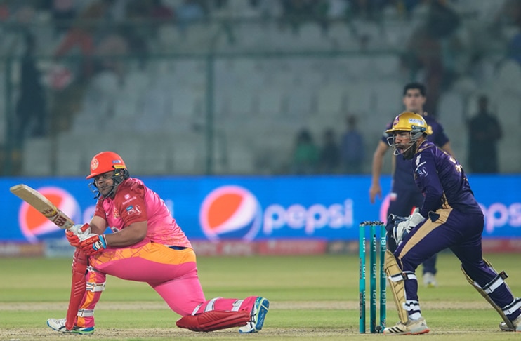 PSL 8: Azam, bowlers star as United thwart Gladiators by 63 runs