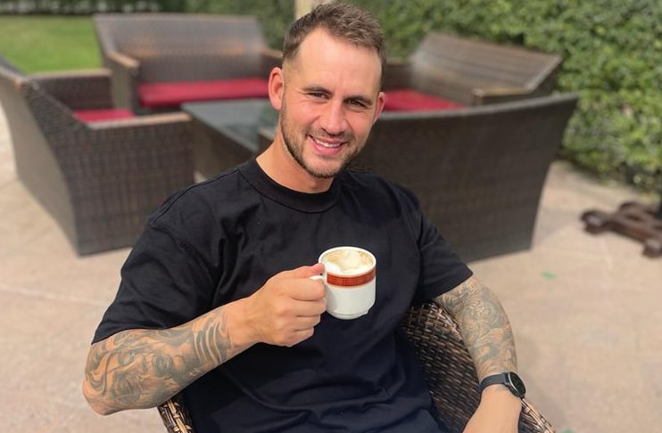 Islamabad United's Alex Hales reaches Pakistan for second PSL 8 leg