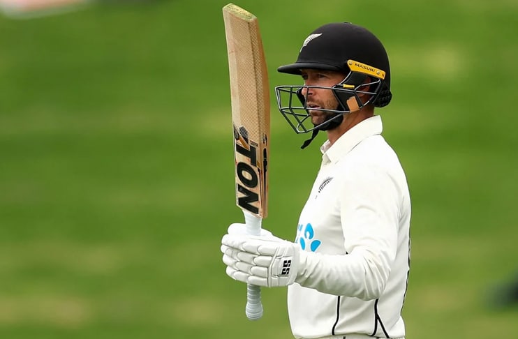 Conway hits 78 as New Zealand dig in on opening day against Sri Lanka