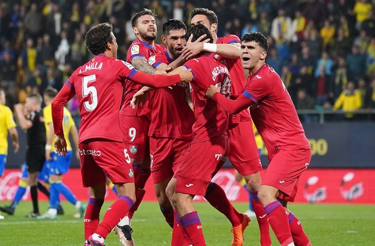 Getafe hold Cadiz to 2-2 draw after Unal's late penalty