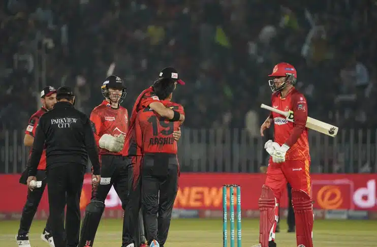 Fakhar, bowlers script Qalandars' dominating triumph over United