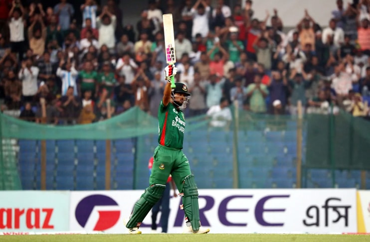 Najmul powers Bangladesh to T20 upset over England
