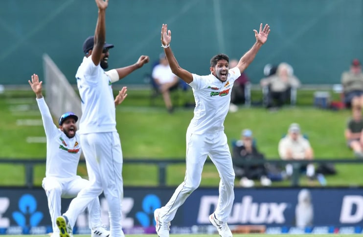 Sri Lanka rip through top order to leave New Zealand in trouble