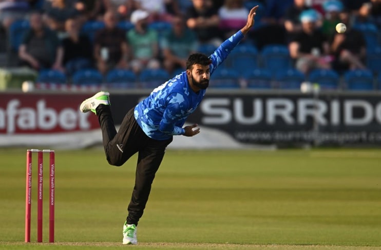 Shadab Khan claims four-for on Sussex return