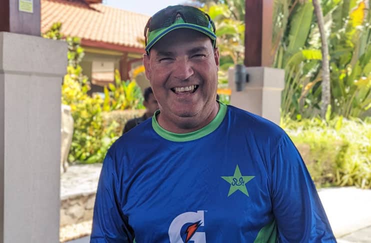 Mickey Arthur links up Pakistan squad in Sri Lanka