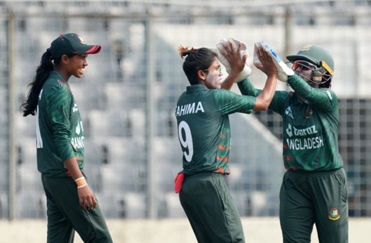 Bangladesh thump Pakistan to seal Women's ODI series 2-1
