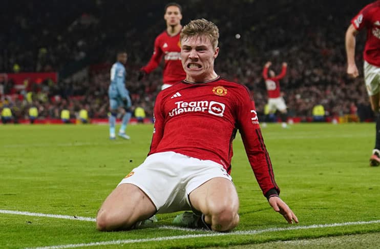 Rasmus Hojlund ends goal drought as Manchester United fight back to beat Villa