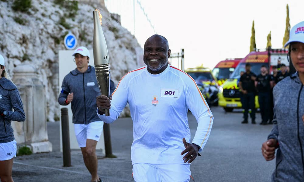 Olympic torch relay sets off in Marseille