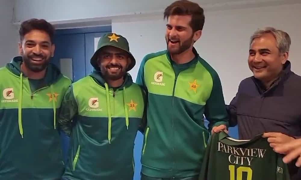 PCB chairman presents special jerseys to Babar Azam, Shaheen Afridi