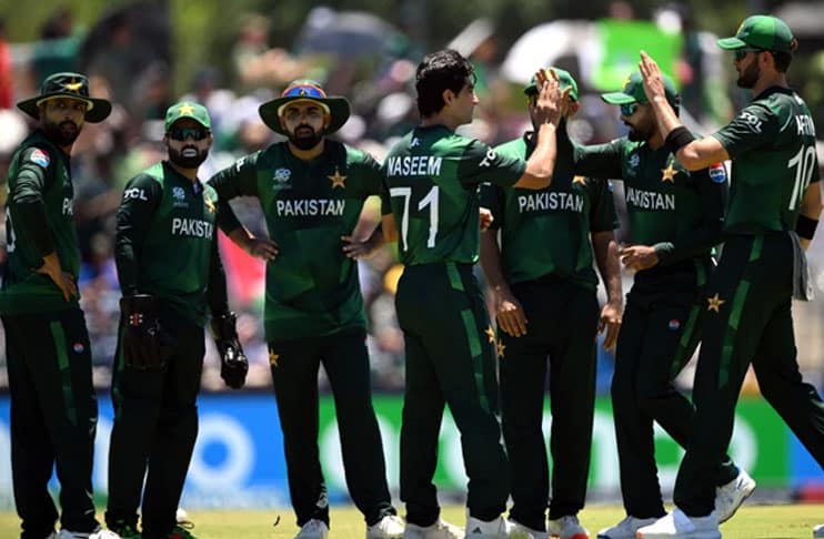 Aakash Chopra warns India of 'wounded' Pakistan threat