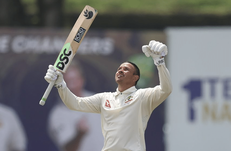Sri Lanka lose three wickets after Australia declare on 654-6