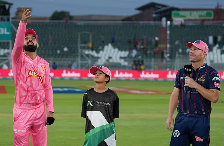 PSL 10: Karachi Kings win toss against Islamabad United
