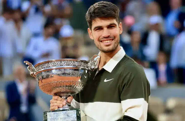 Carlos Alcaraz stuns Jannik Sinner in French Open final