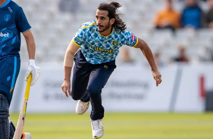 WATCH: Hasan Ali’s hat-trick steers Birmingham Bears to dominant victory