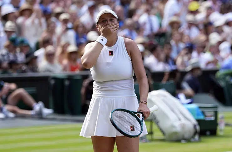 Amanda Anisimova shocks Aryna Sabalenka to reach Wimbledon final