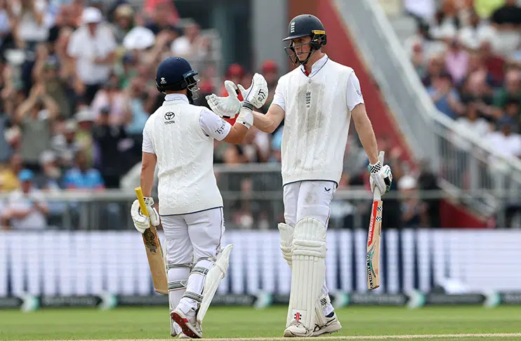 Crawley and Duckett run riot before India hit back in fourth Test