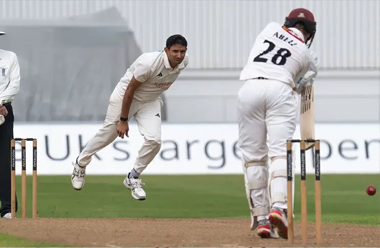 Mohammad Abbas joins elite list of legends with 800 First-class wickets