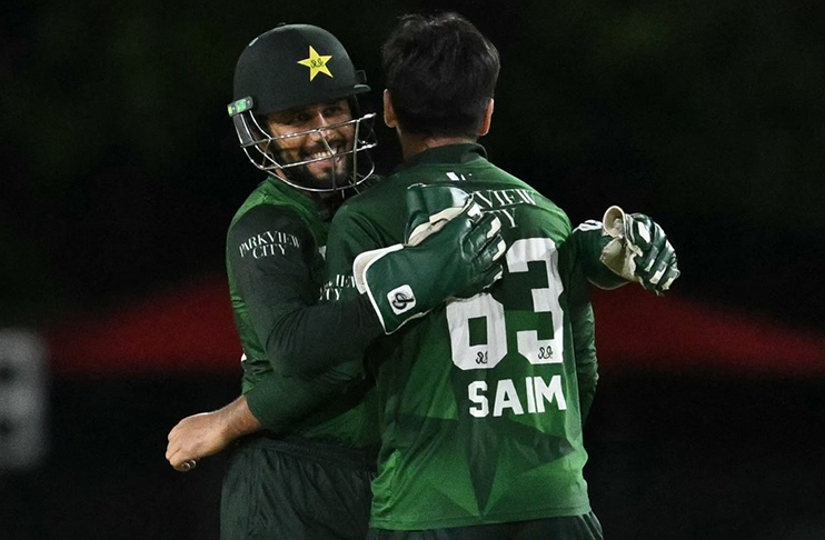 Pakistan beat UAE in tri-series clash