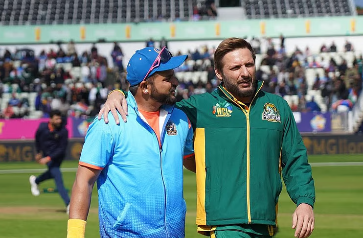 Suresh Raina reacts after Pakistan WCL 2025 defeat