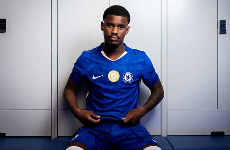 Chelsea sign Dutch defender Jorrel Hato from Ajax