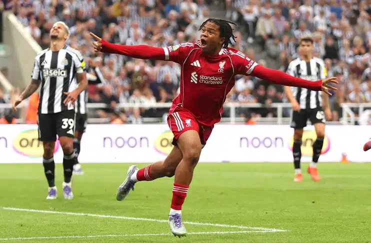 Liverpool beat 10-man Newcastle 3-2 in Premier League thriller