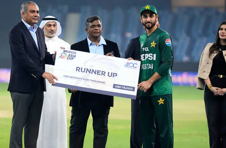 Pakistan team donates Asia Cup final fees to May 7 attack victims