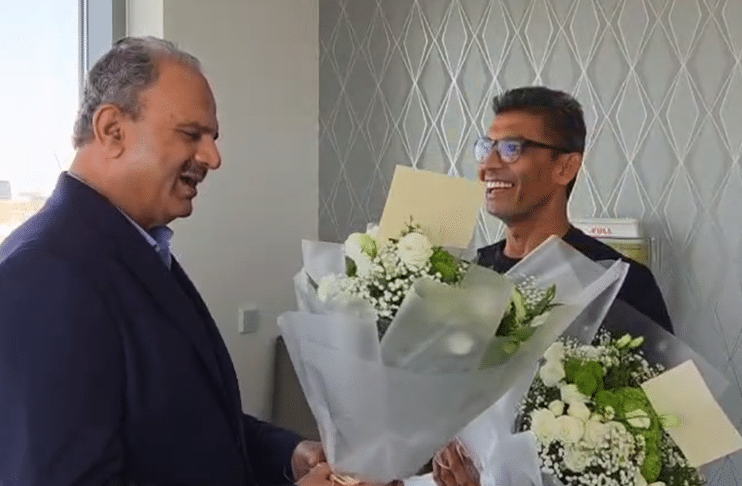 Pakistan team manager visits injured umpire Ruchira Palliyaguruge