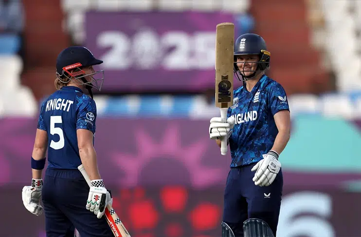 Women's World Cup: England thrash New Zealand in final group match