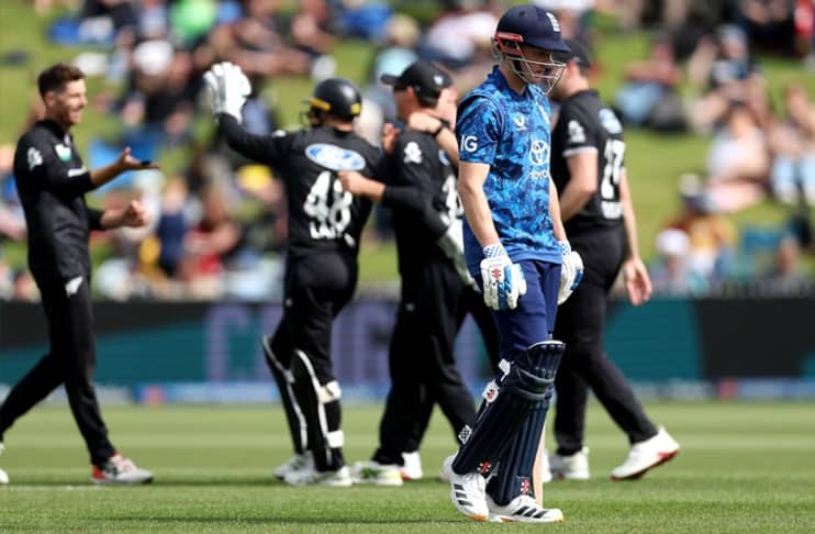 New Zealand crush England to seal ODI series in Hamilton