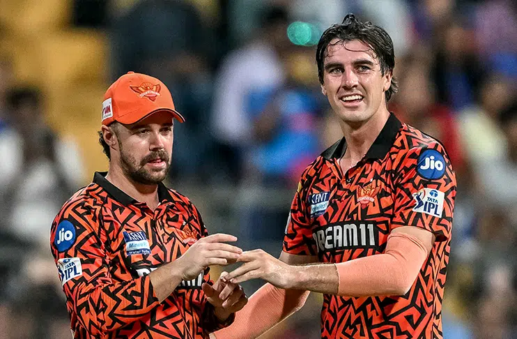 Cummins, Head knock back Rs 2.8 billion offers to quit international cricket