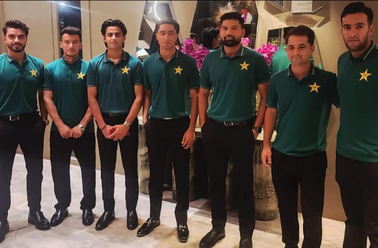 Abbas Afridi-led Pakistan squad lands in Hong Kong for Sixes tournament