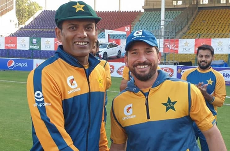 Veteran Pakistan spinner hints at retirement from cricket