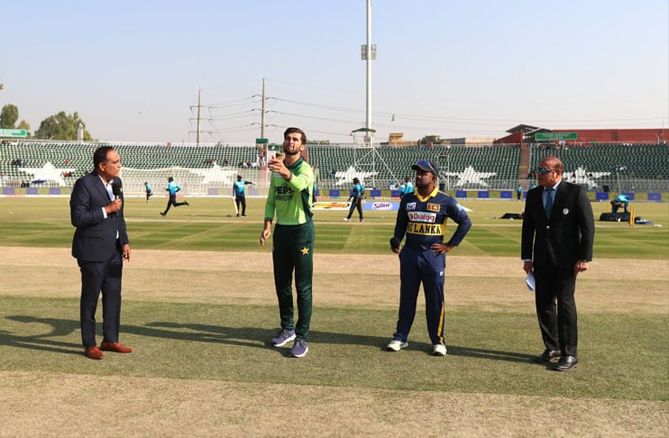 Sri Lanka win toss against Pakistan in first ODI