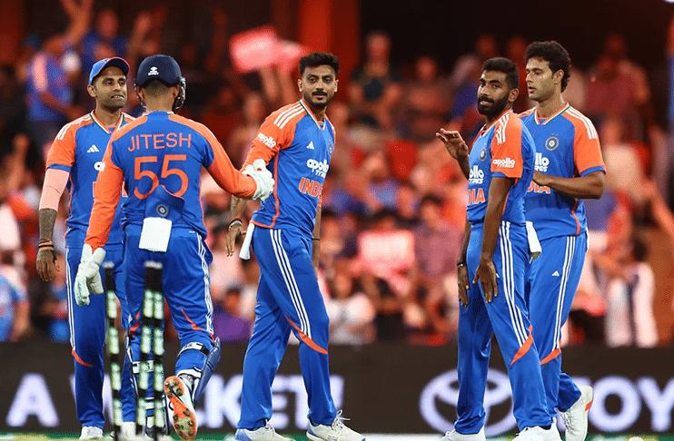 Clinical India rout Australia to take 2-1 lead in T20I series