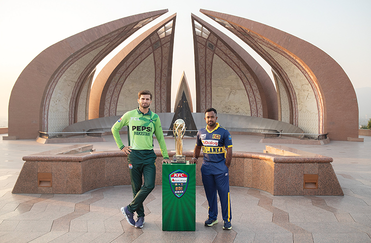 Trophy unveiled for Pakistan-Sri Lanka ODI series