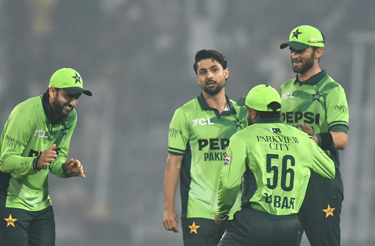 Abrar, Naseem take three as South Africa set Pakistan 264 to win