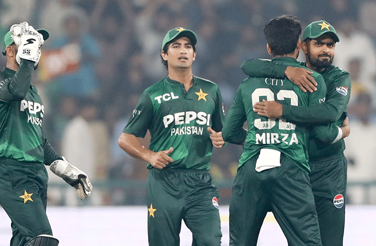 Salman Ali Agha lavishes praise on Saim, Mirza after thumping win